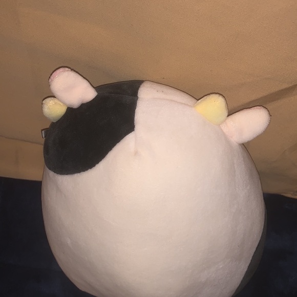Conor the cow defect squishmallow NWT - Picture 4 of 4